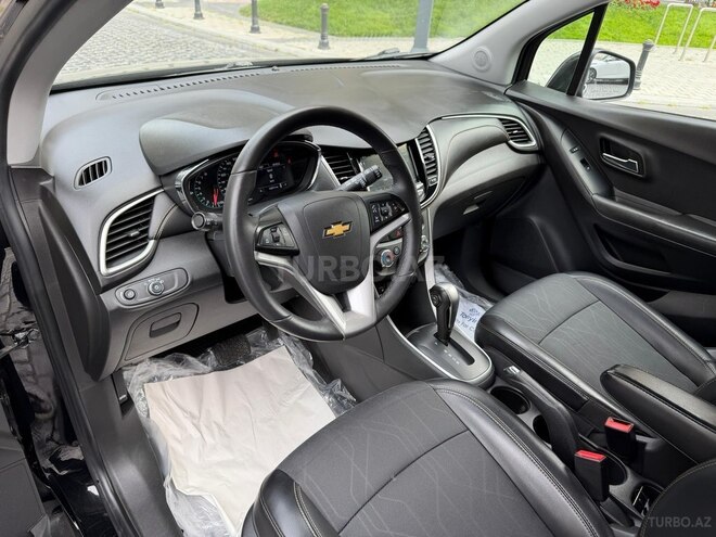 Chevrolet Trax-11