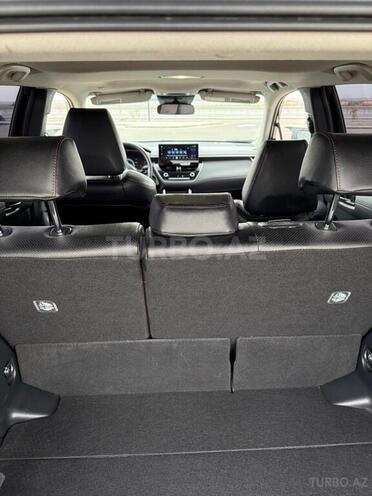 Toyota Corolla Cross-15