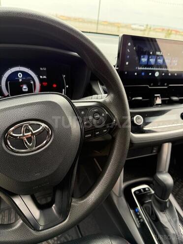 Toyota Corolla Cross-17