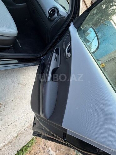 Hyundai Kona-9