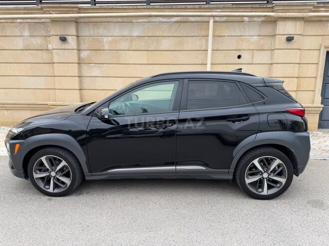 Hyundai Kona-3