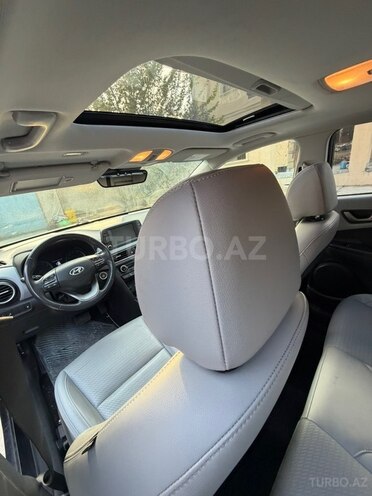 Hyundai Kona-17