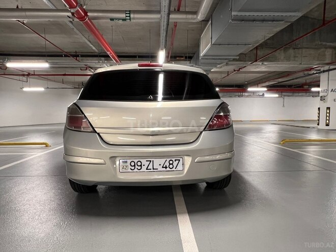 Opel Astra 2009, 175,600 km - 1.4 l - Bakı