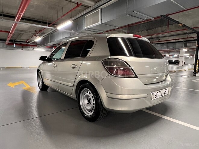 Opel Astra 2009, 175,600 km - 1.4 l - Bakı