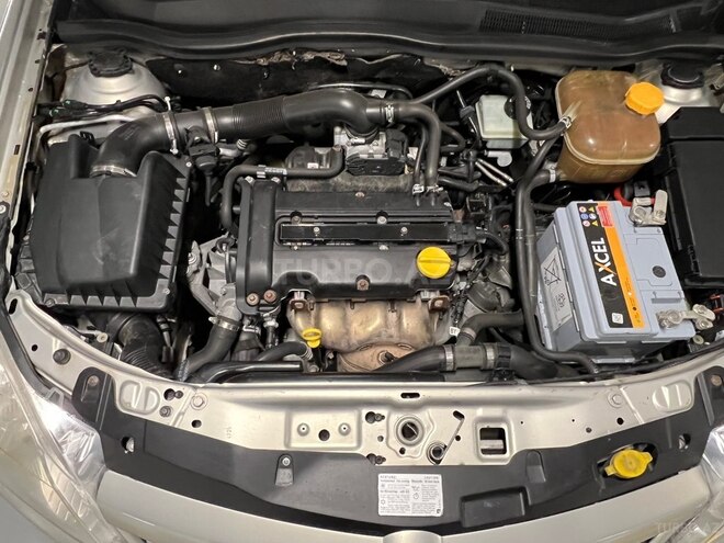 Opel Astra 2009, 175,600 km - 1.4 l - Bakı