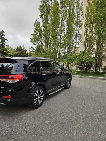 Kia Sorento-7