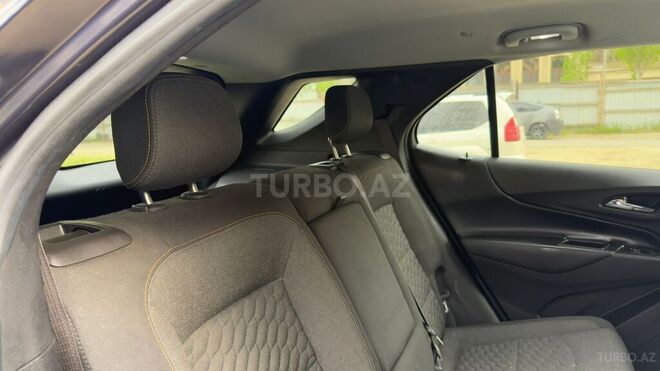 Chevrolet Equinox-12