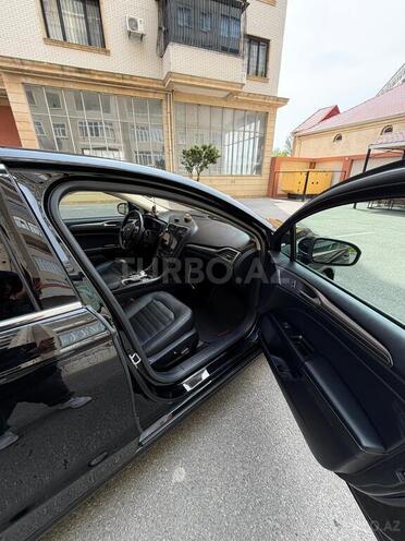 Ford Fusion (North America)-8