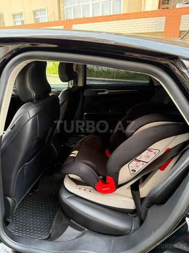 Ford Fusion (North America)-13