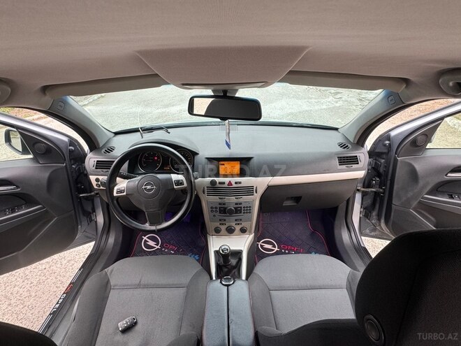Opel Astra-7