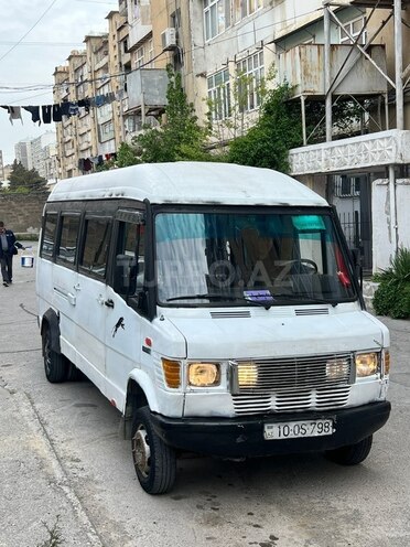 Mercedes 410 D-2