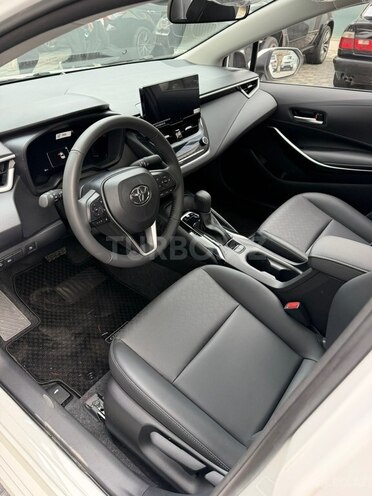 Toyota Corolla-7
