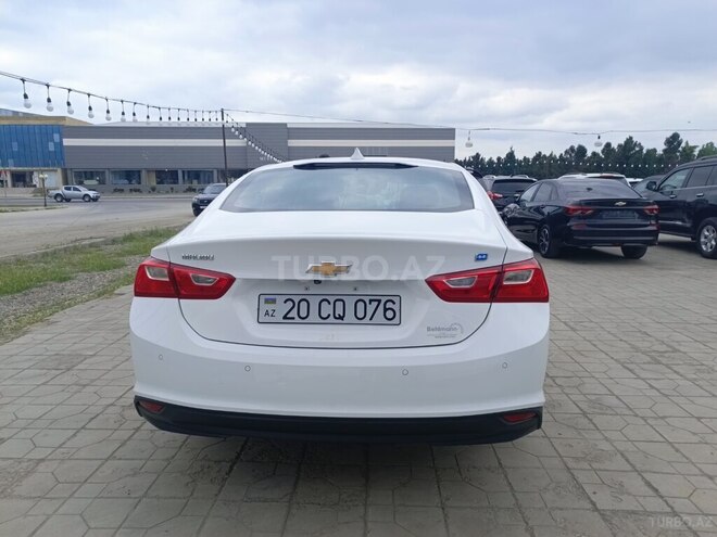 Chevrolet Malibu-7