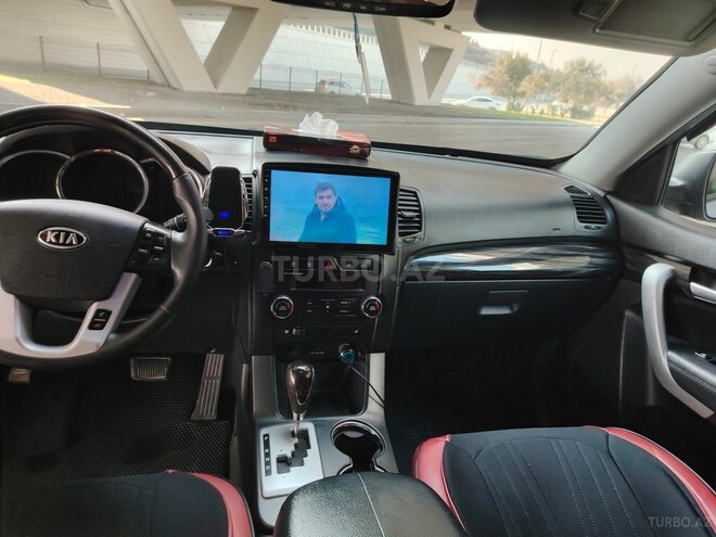 Kia Sorento-7