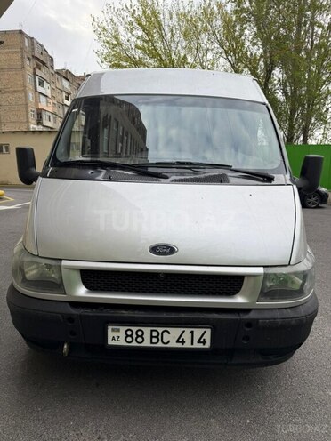 Ford Transit-1