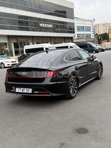 Hyundai Sonata-8