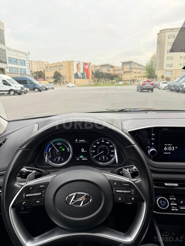 Hyundai Sonata-19