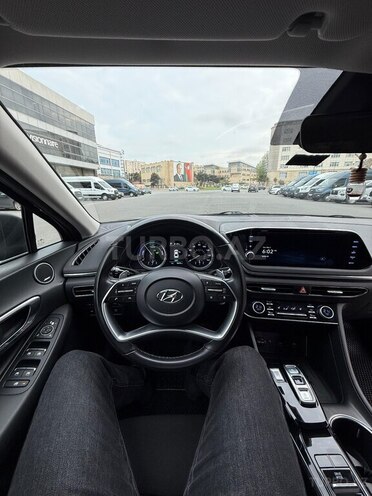 Hyundai Sonata-18