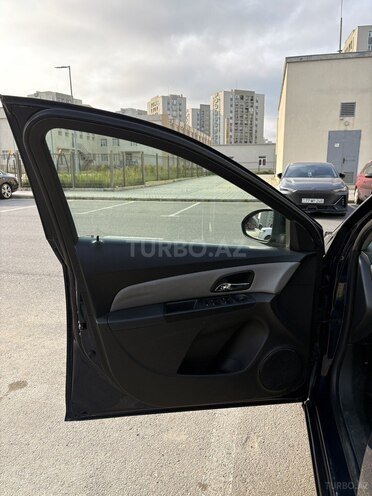 Chevrolet Cruze-8