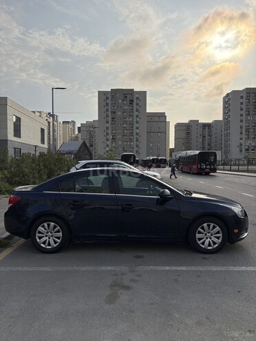 Chevrolet Cruze-4