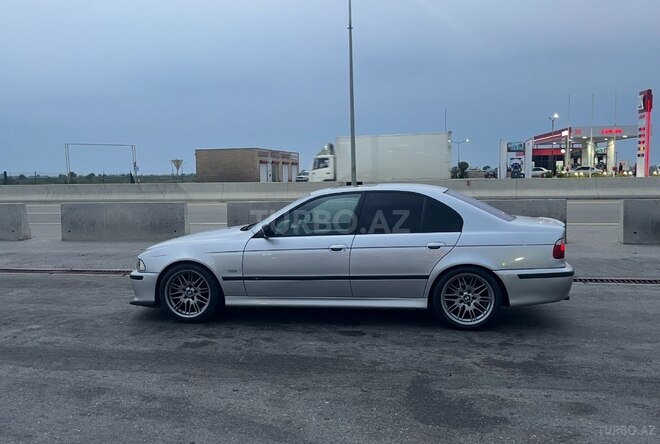 BMW 525-5