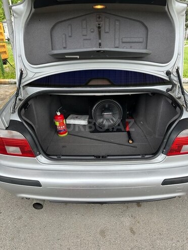 BMW 525-7