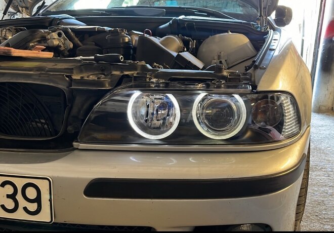BMW 525-6