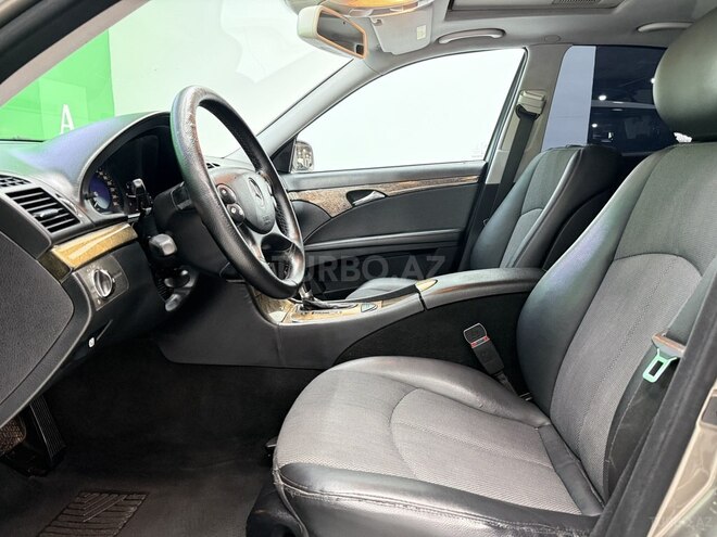 Mercedes E 200-7