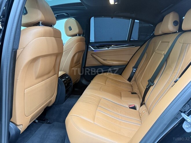 BMW 530-13