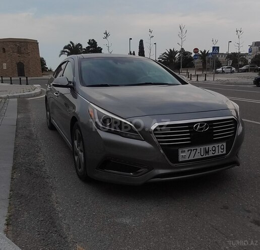 Hyundai Sonata-3