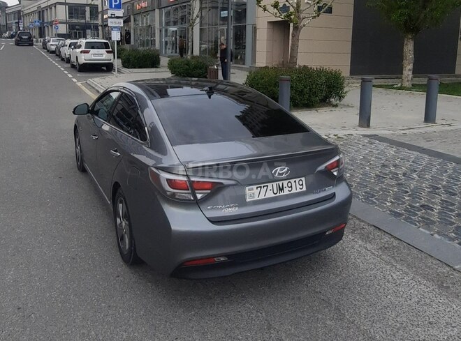 Hyundai Sonata-7