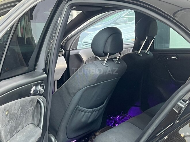 Mercedes C 240-31
