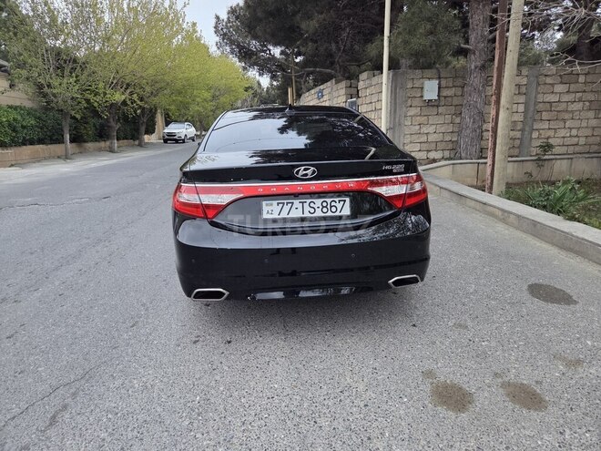 Hyundai Grandeur-10