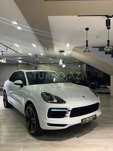 Porsche Cayenne-3