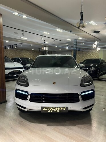 Porsche Cayenne-2
