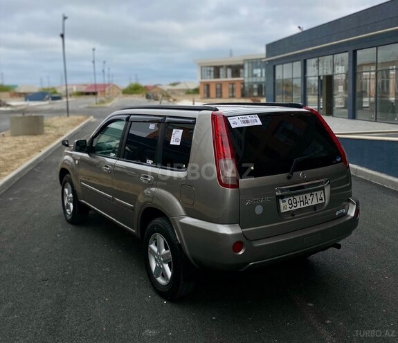 Nissan X-Trail-8