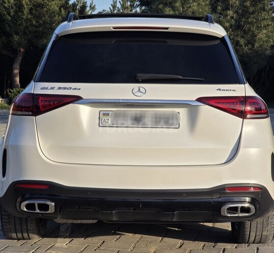 Mercedes GLE 350 de 4MATIC-10
