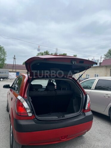 Kia Rio-4