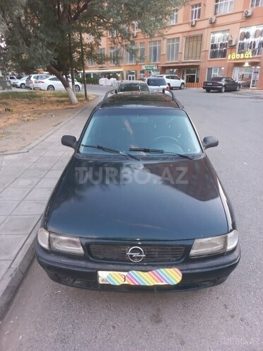 Opel Astra-1