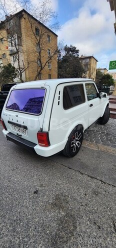LADA (VAZ) Niva-6