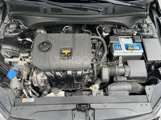 Kia Forte-10
