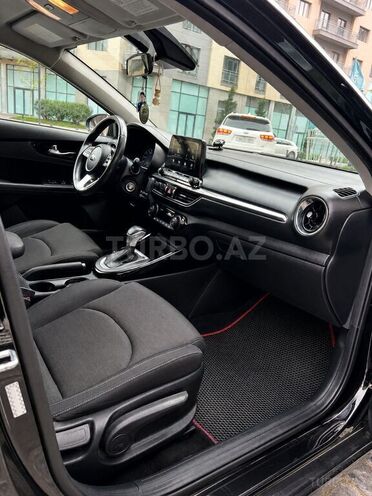 Kia Forte-11