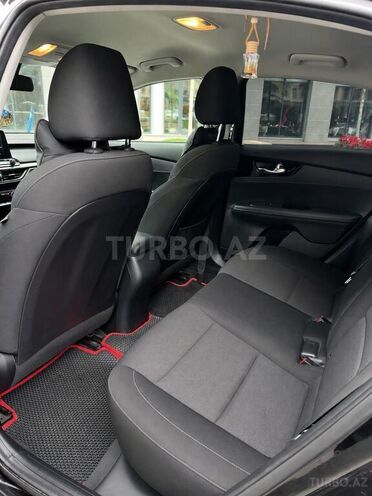 Kia Forte-12