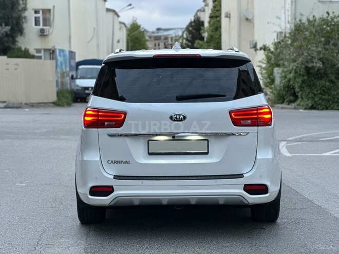 Kia Carnival 2018, 225,900 km - 2.2 l - Bakı