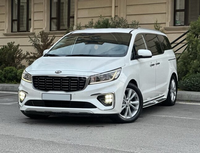 Kia Carnival 2018, 225,900 km - 2.2 l - Bakı