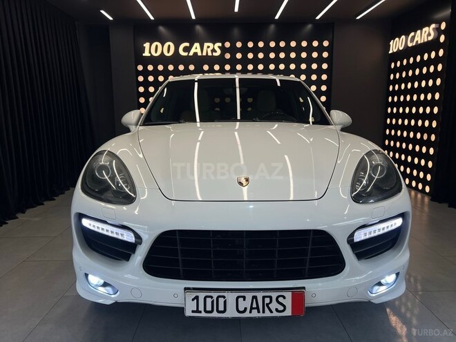 Porsche Cayenne GTS-2
