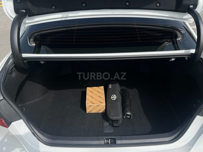 Toyota Camry-8