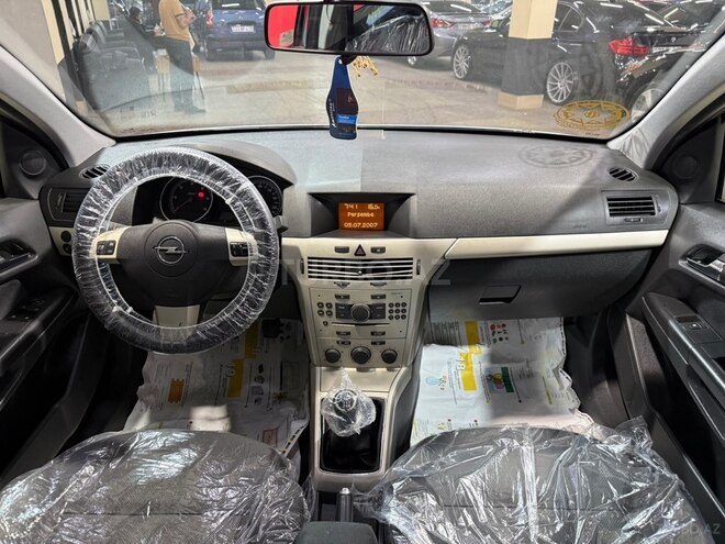 Opel Astra-13