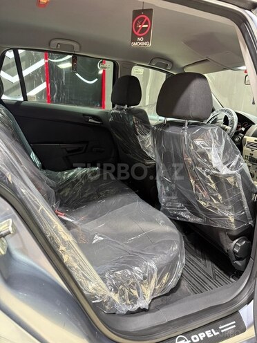 Opel Astra-16