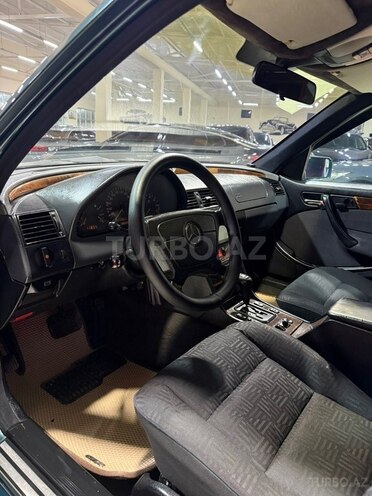 Mercedes C 240-9